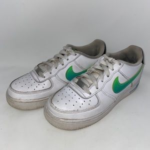 Nike Air Force 1 LV8 “Green‎ Strike” / Gradeschool Size 4y / DJ5154-100